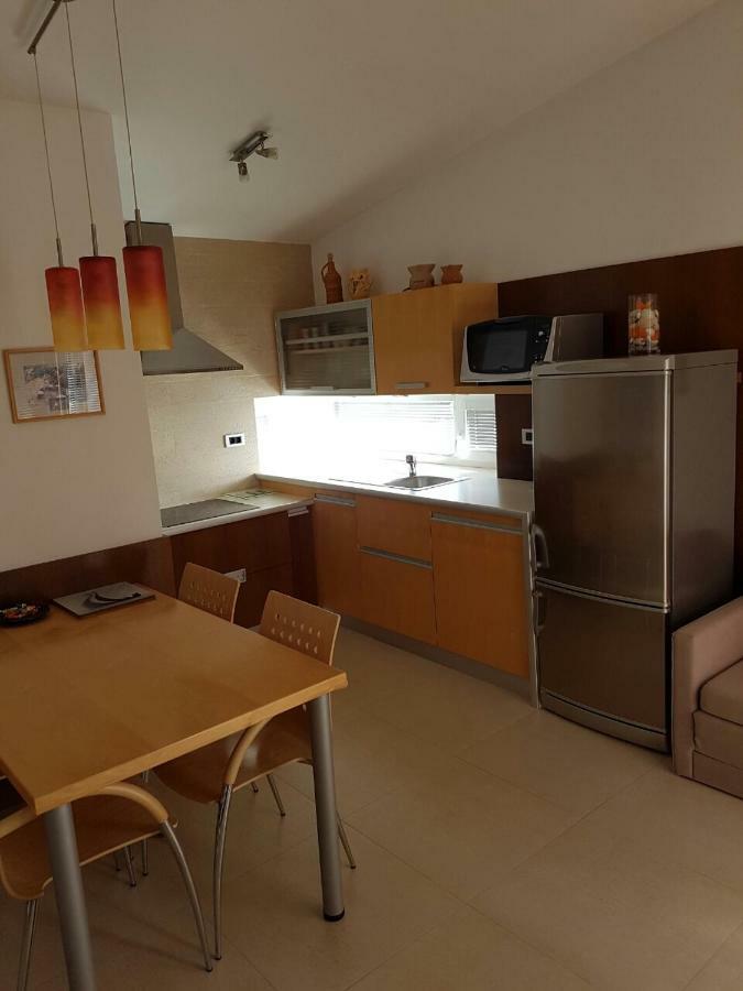 Apartment Lency Novigrad  Екстер'єр фото