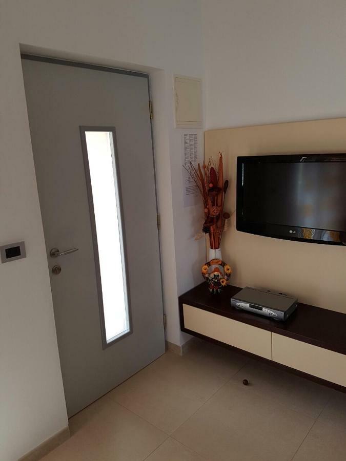 Apartment Lency Novigrad  Екстер'єр фото